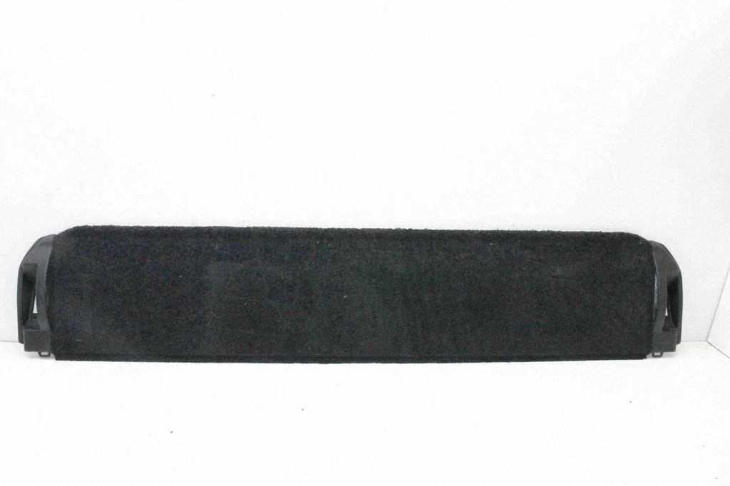 Listwa klapy bagażnika – Land Rover Range Rover L405 (2013-2021)