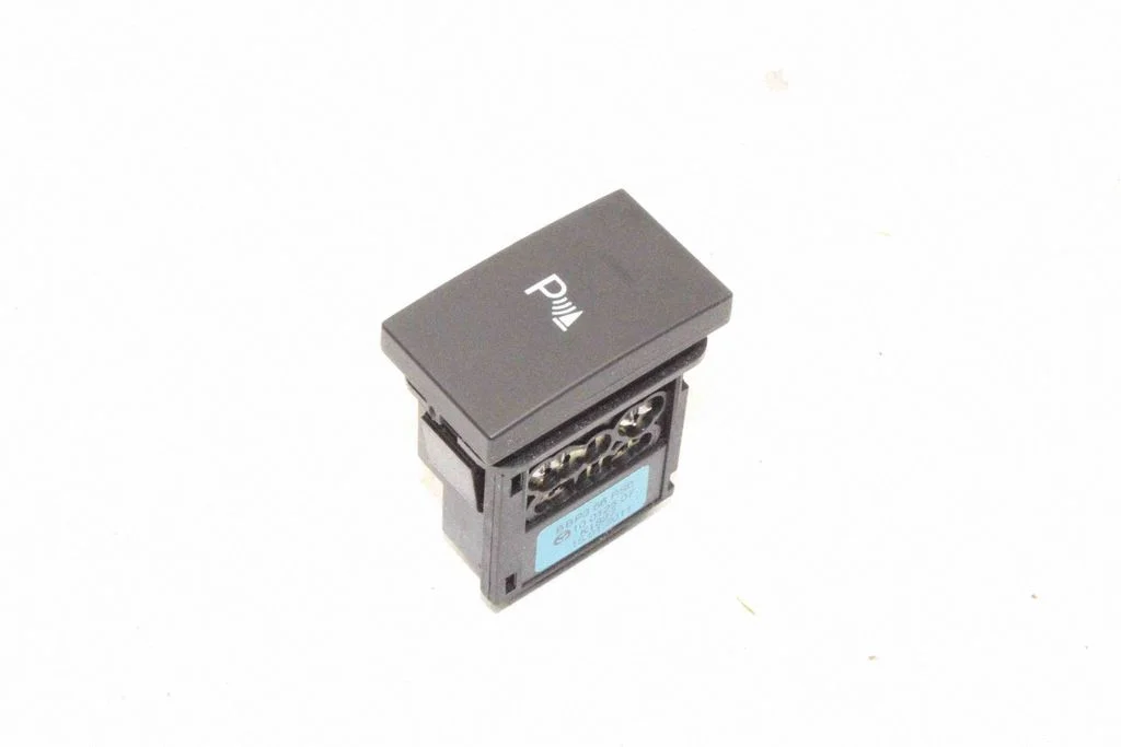 Parking (PDC) sensor switch – Mazda 3 II (2009-2013)