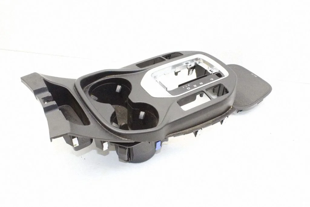 Other center console (tunnel) element – Hyundai Grand Santa Fe NC (2014-2018)