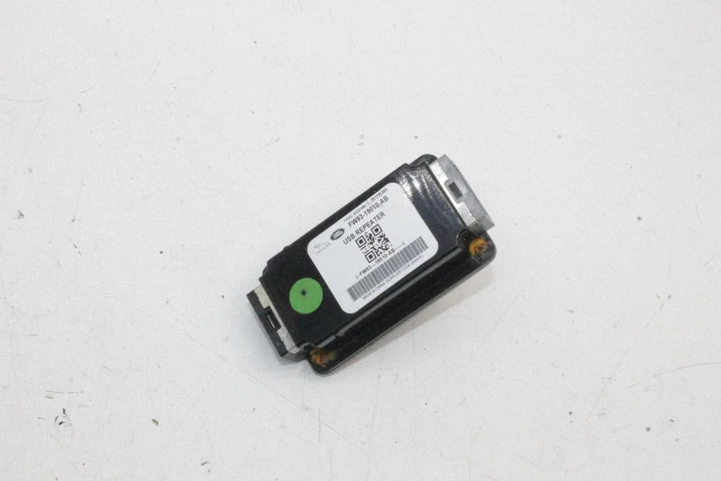 Gniazdo USB FW9319010AB