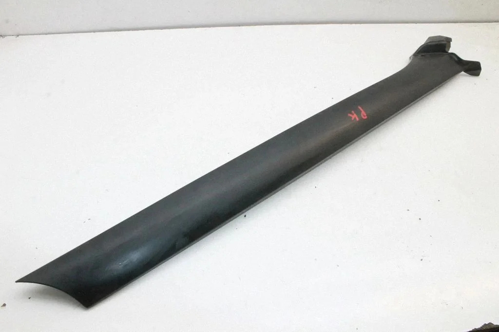 Windshield trim – Land Rover Range Rover Sport L320 (2005-2013)