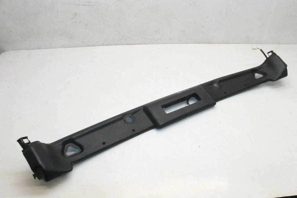 Listwa szyby przedniej 73975CE400