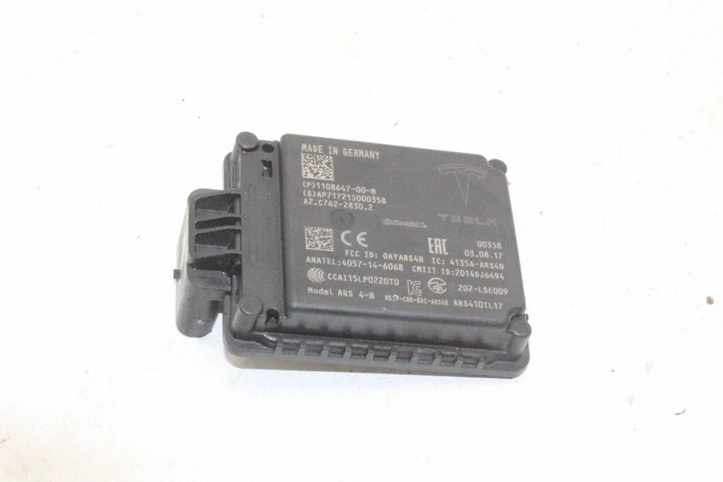 Distronic sensor radar – Tesla Model S (2012-)