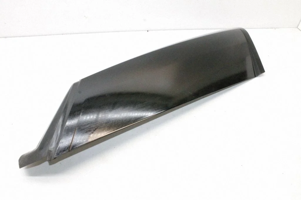 Moldings uz aizmugurējā spārna – Land Rover Range Rover L405 (2013-2021)