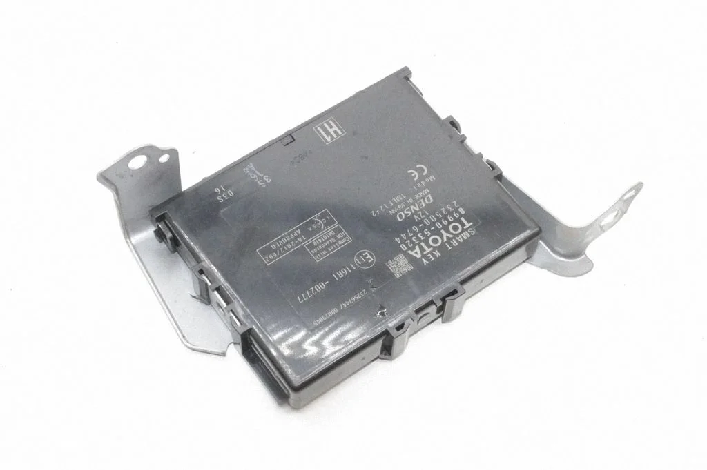 Keyless (KESSY) go control unit/module – Lexus IS III XE30 (2013-2020)