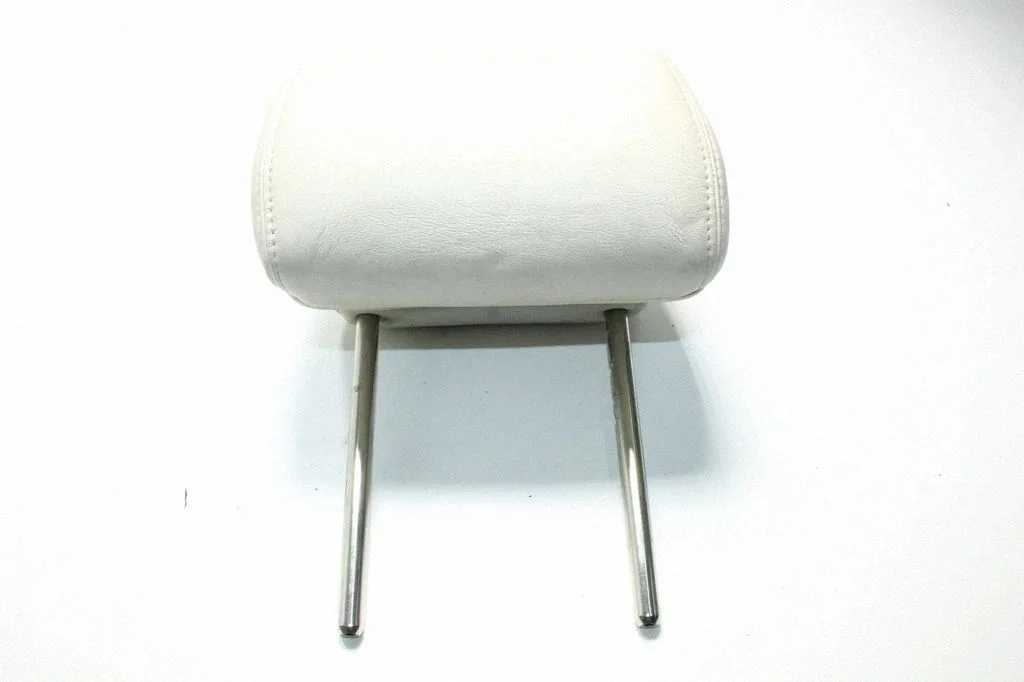 Front seat headrest – Jaguar XF X250 (2007-2015)