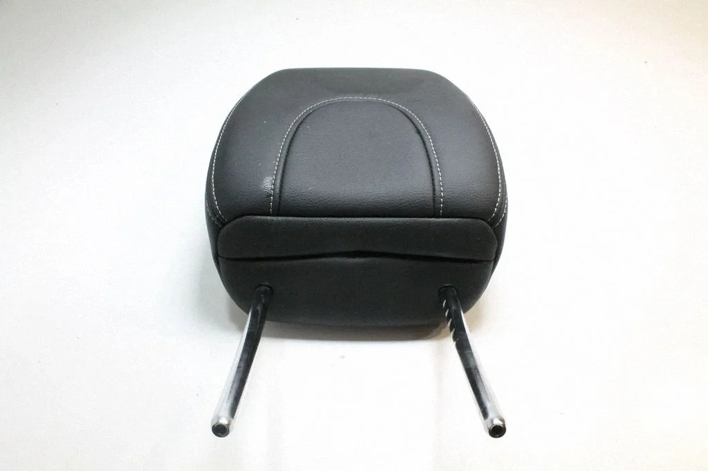 Front seat headrest – Honda Civic IX (2011-2017)