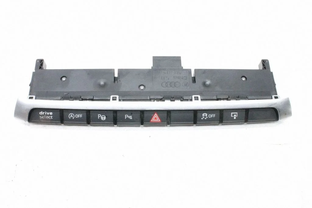 A set of switches – Audi A3 S3 8V (2013-2019)