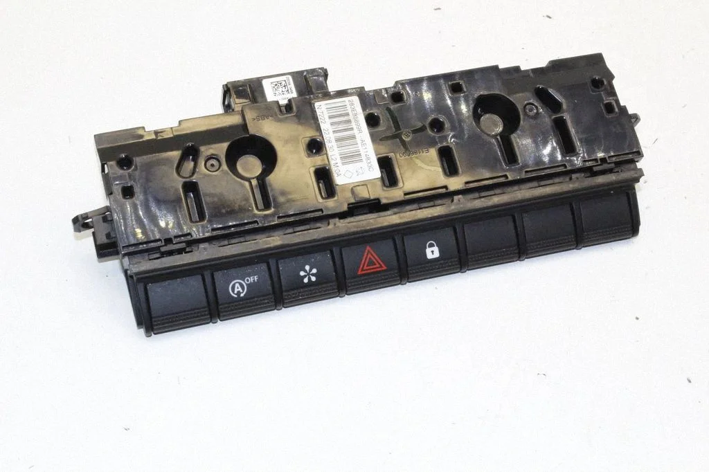 A set of switches – Renault Captur II (2020-)