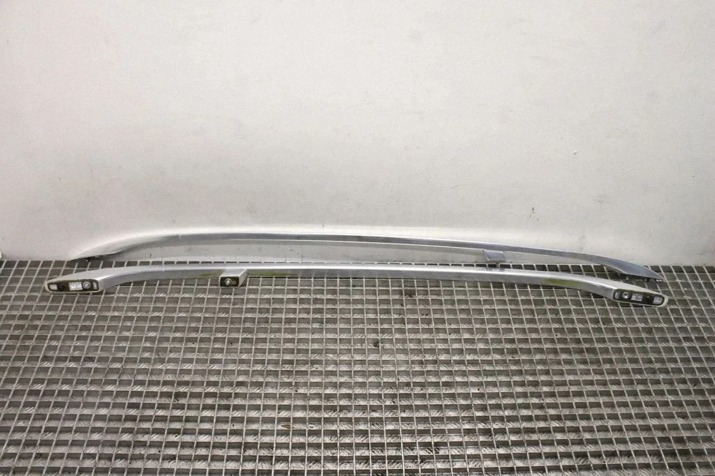 Roof transverse bars on the "horns" – Skoda Superb B6 (3T) (2008-2015)