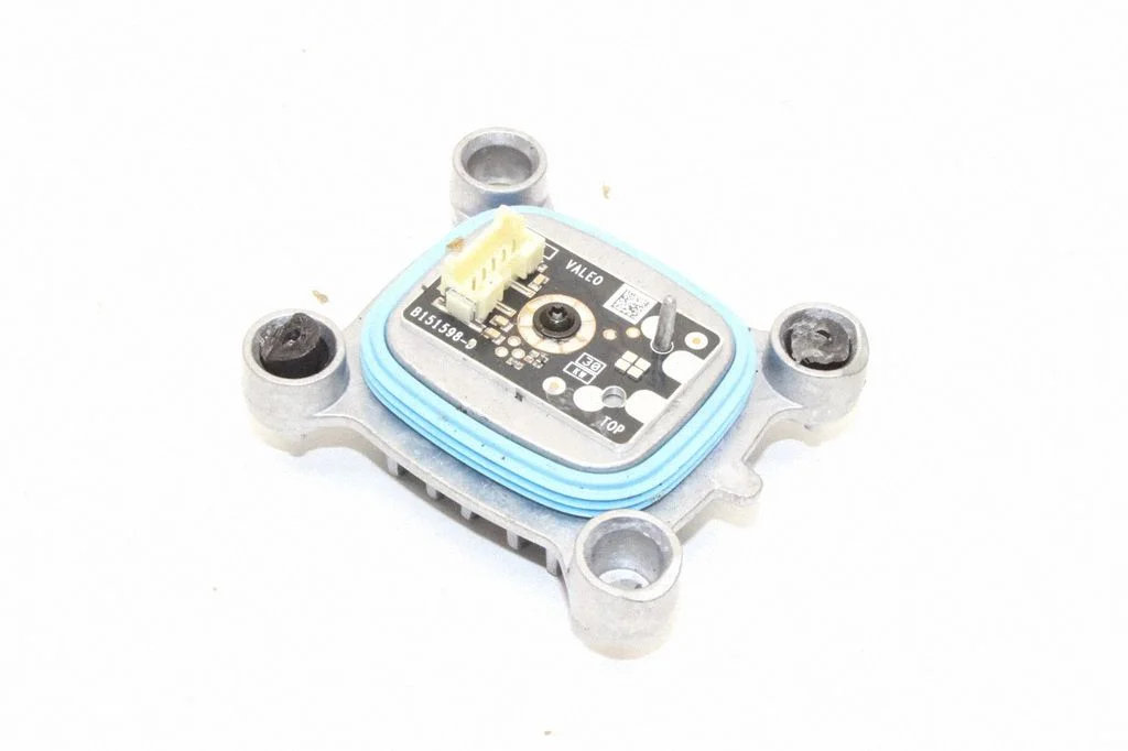 LED-tulede moodul – Nissan Juke II F16 (2019-)