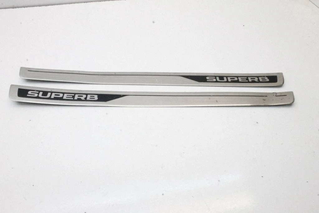 sill trim set (inner) – Skoda Superb B8 (3V) (2015-2024)