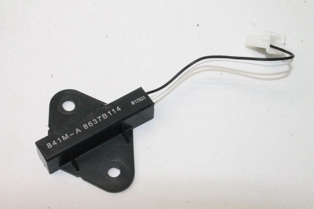 Antena systemu bezkluczykowego – Mitsubishi Outlander (2013-2021)