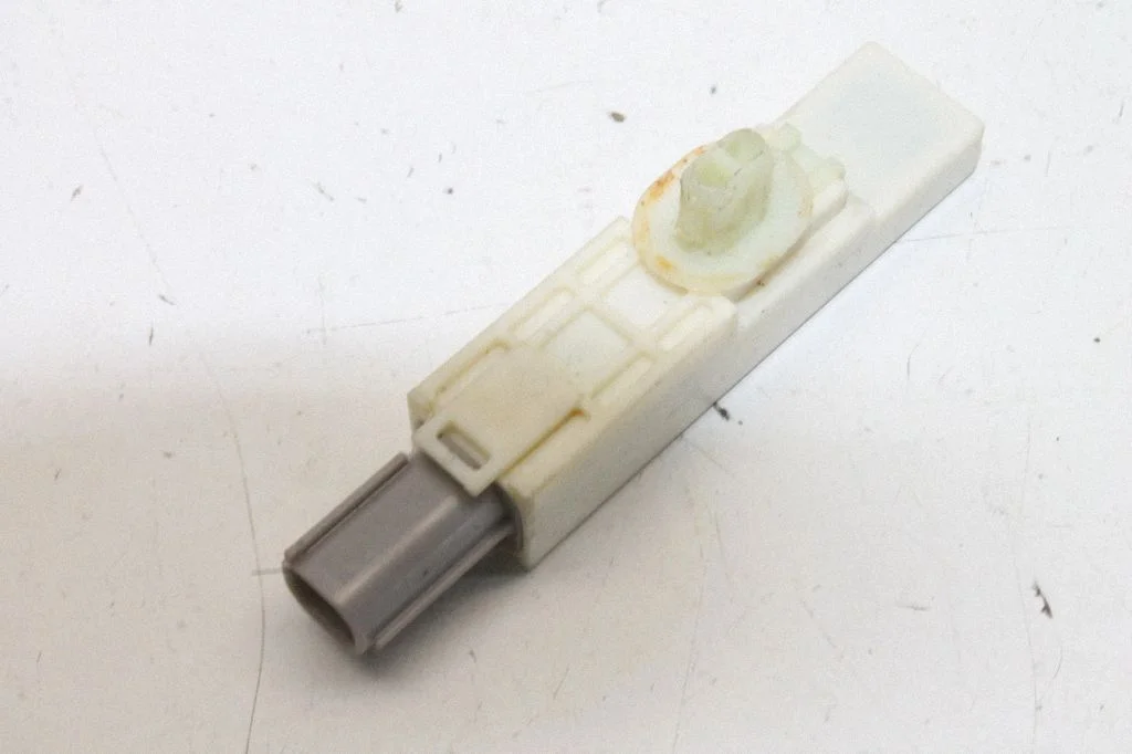 Bezatslēgas sistēmas antena – Toyota Yaris (2015-)