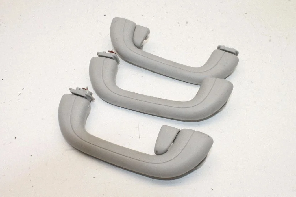 A set of handles for the ceiling – KIA Sportage (2011-2016)