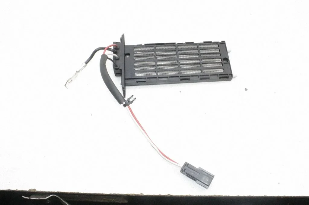 Elektriskais salona krāsniņas radiators AV1118K463CA