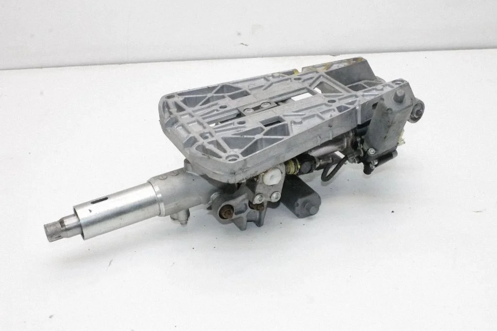 Stūres reduktora mehāniskā daļa – Tesla Model S (2012-)