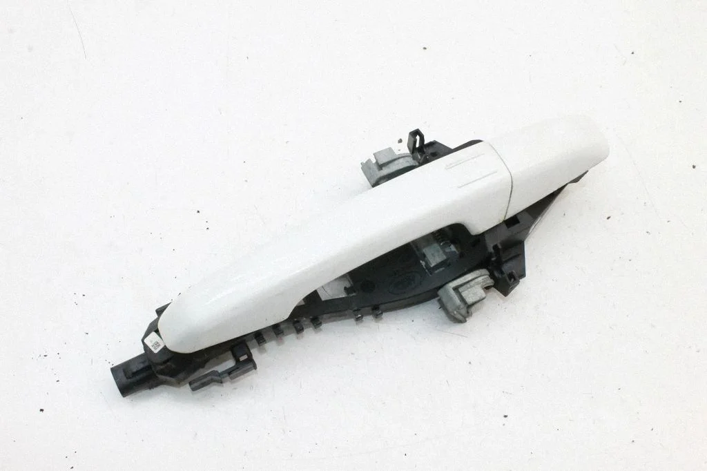 Klamka zewnętrzna drzwi przednich BJ3224995CC