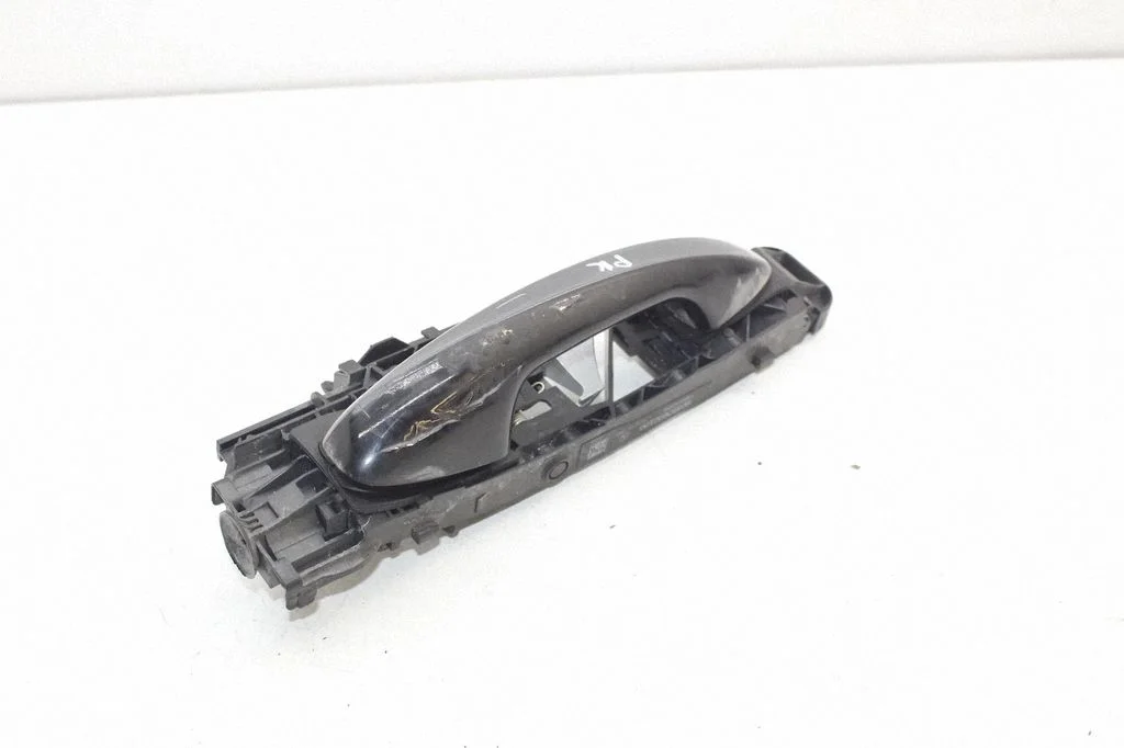 Esiukse välimine käepide – Mercedes-Benz GLC-klass C253 (2016-)