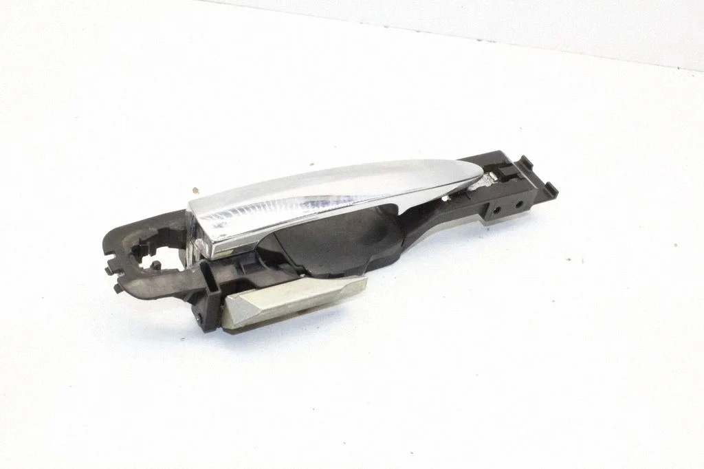 Front door exterior handle – Nissan Leaf II (ZE1) (2017-2025)