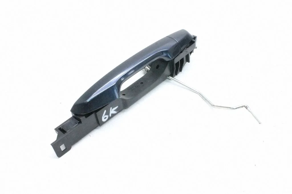 Front door exterior handle – rear left