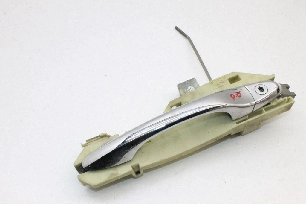 Front door exterior handle – Jaguar XJ X350 (2003-2009)