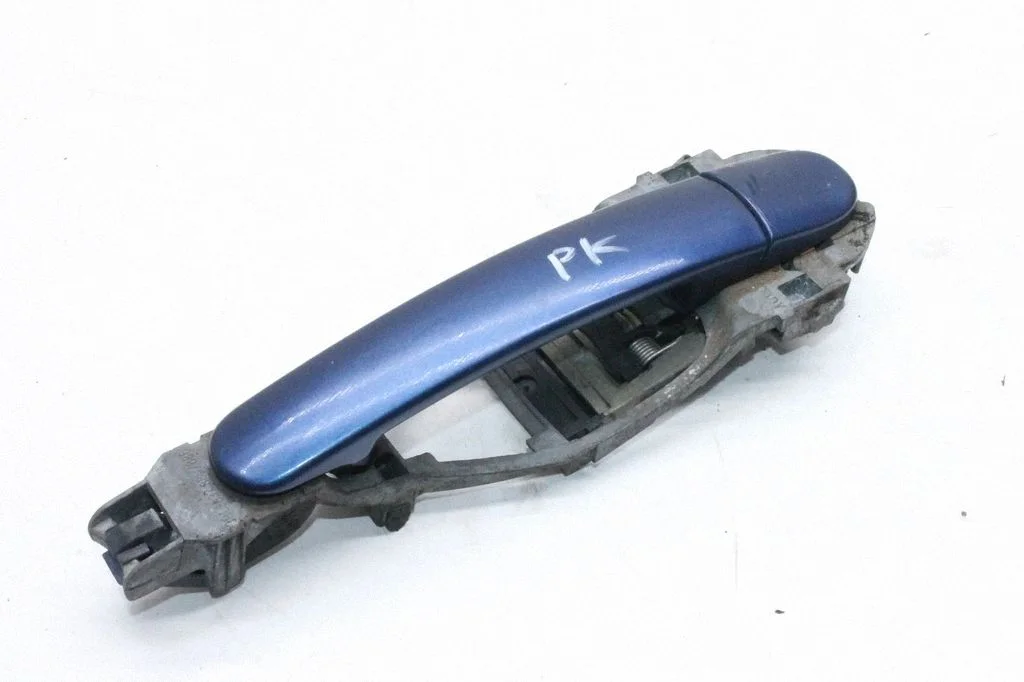 Klamka zewnętrzna drzwi przednich – Audi TT Mk1 (1999-2006)