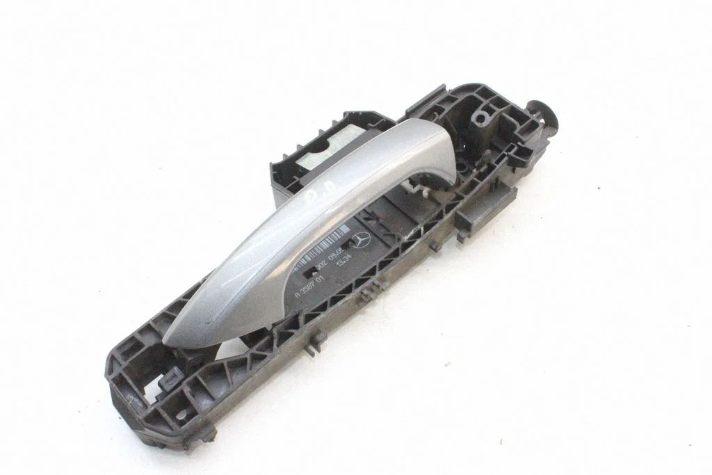 Front door exterior handle – Mercedes-Benz B-Class W246 W242 (2011-2017)