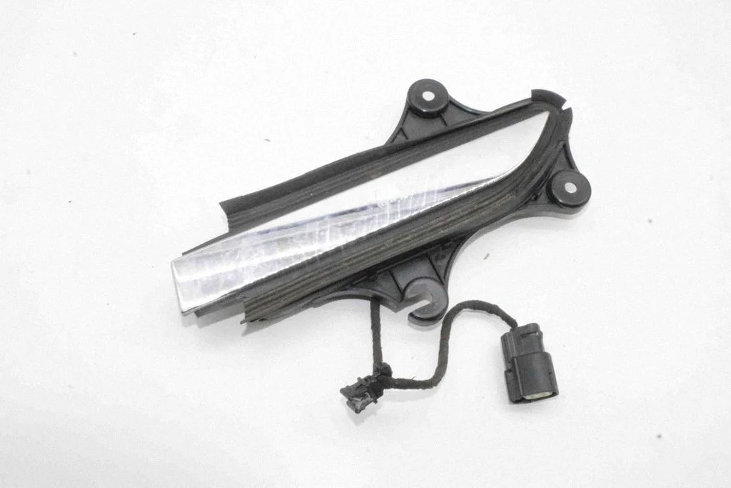 Front door exterior handle – Tesla Model X (2015-)