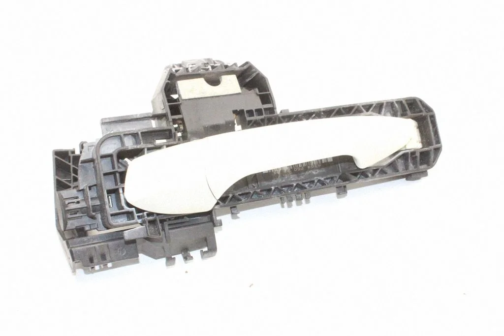 Esiukse välimine käepide – Mercedes-Benz CLK-klass C207 A207 (2010-2017)