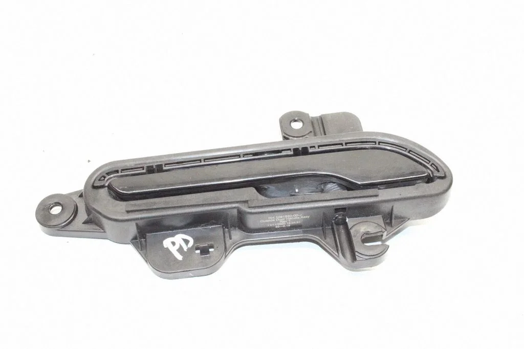 Klamka zewnętrzna drzwi przednich – Tesla Model 3 (2017-)