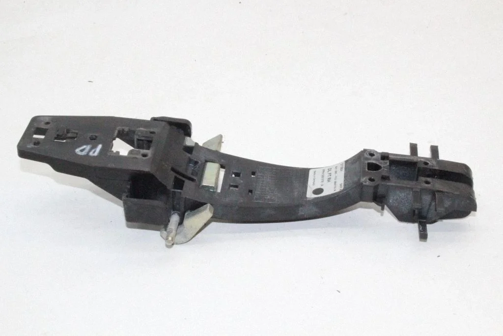 Front door exterior handle – Land Rover Discovery 3 - LR3 (2005-2009)