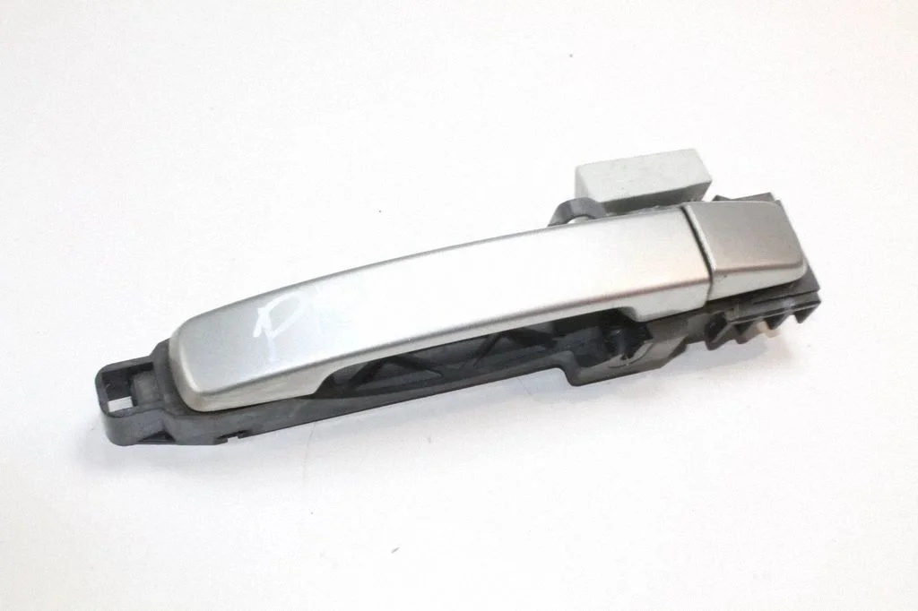Front door exterior handle – Nissan Qashqai (2010-2014)