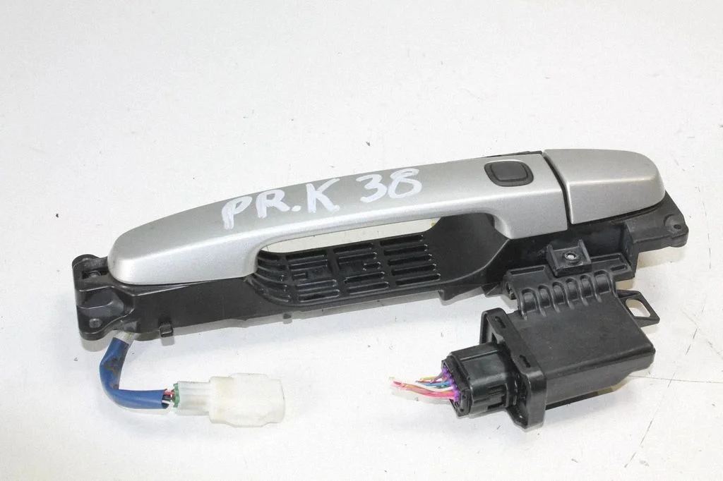 Front door exterior handle – Toyota Auris 150 (2006-2012)