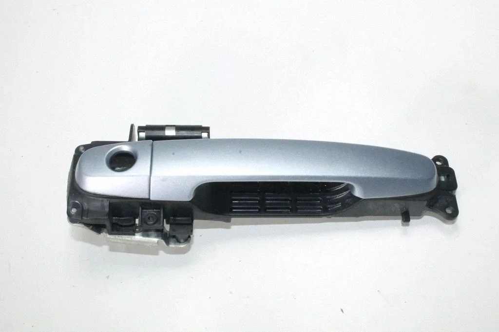 Front door exterior handle – Toyota Auris 150 (2006-2012)
