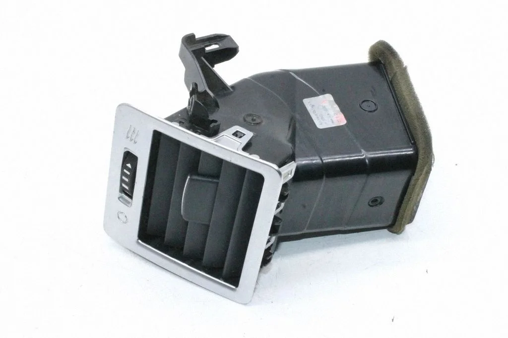 Kratka nawiewu szyby – Land Rover Range Rover Sport L320 (2005-2013)