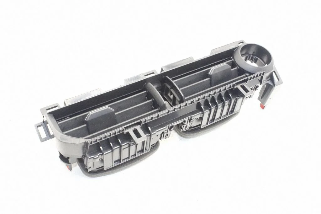 Paneļa gaisa restītes – Toyota bZ4X (2022-)