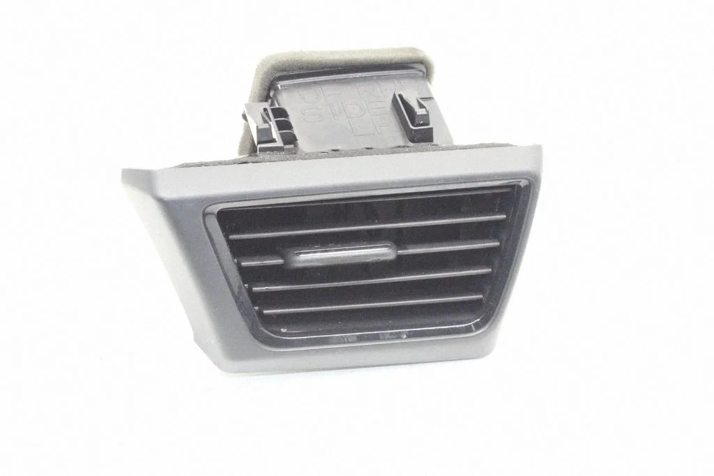 Kratka nawiewu szyby 687615SK0B