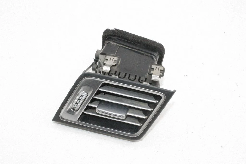 Dashboard air vent grill cover trim – Mercedes-Benz E-Class C207 W207 (2009-2017)