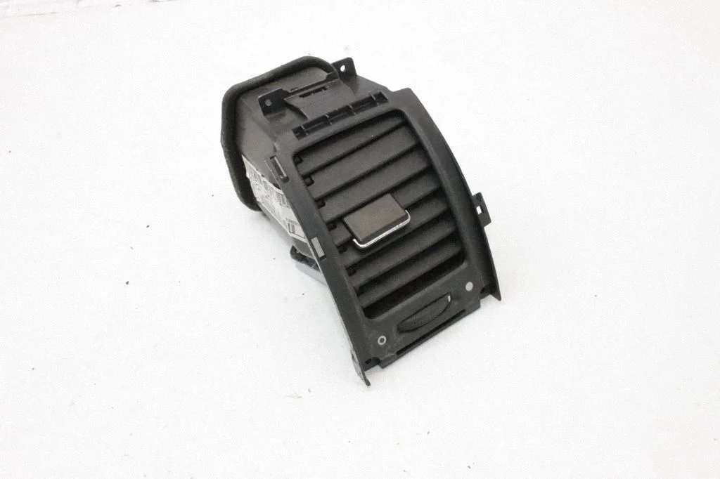 Dashboard air vent grill cover trim – Honda CR-V (2007-2012)