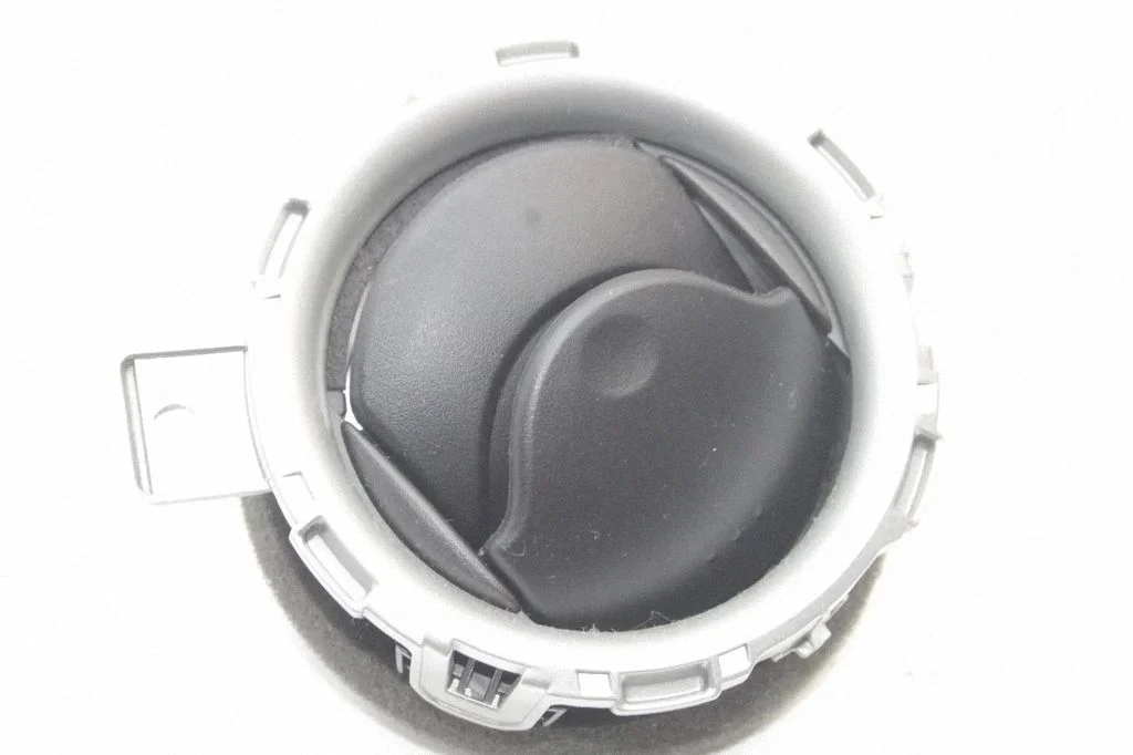 Kratka nawiewu szyby – Nissan Note (E12) (2014-2016)