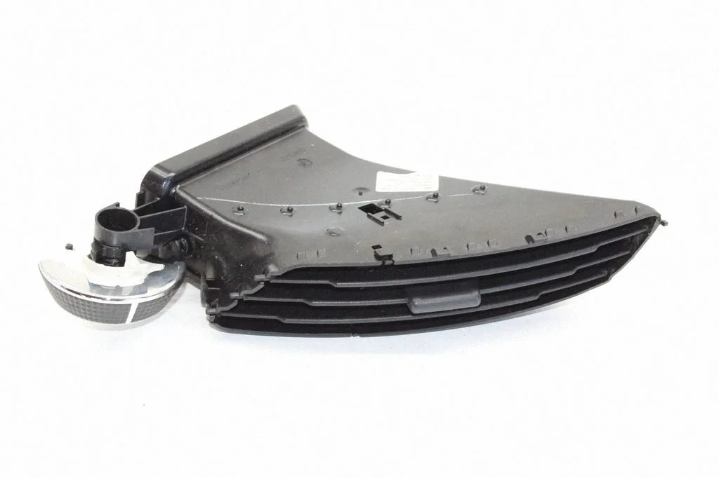 Kratka nawiewu szyby AM51R014L21CEW