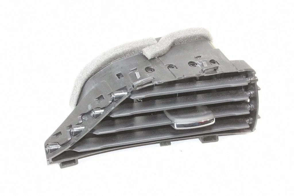 Armatuurlaua õhutusresti kate – Ford Fusion II (2013-)