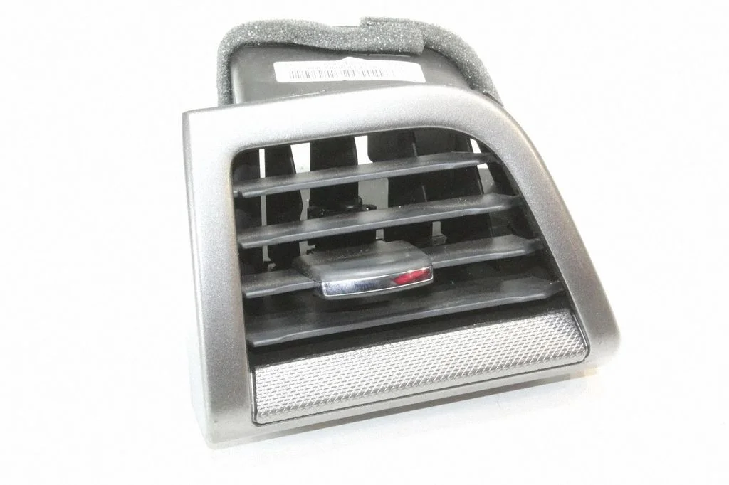 Armatuurlaua õhutusresti kate – Ford Fusion II (2013-)