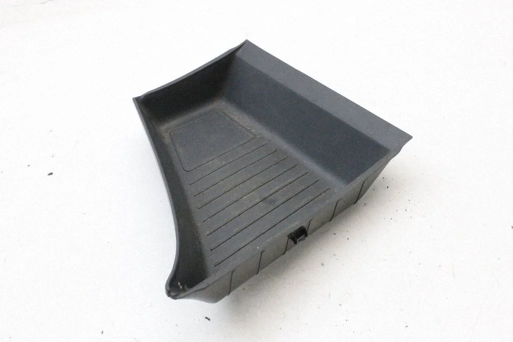 Glove box pad 4M2863383