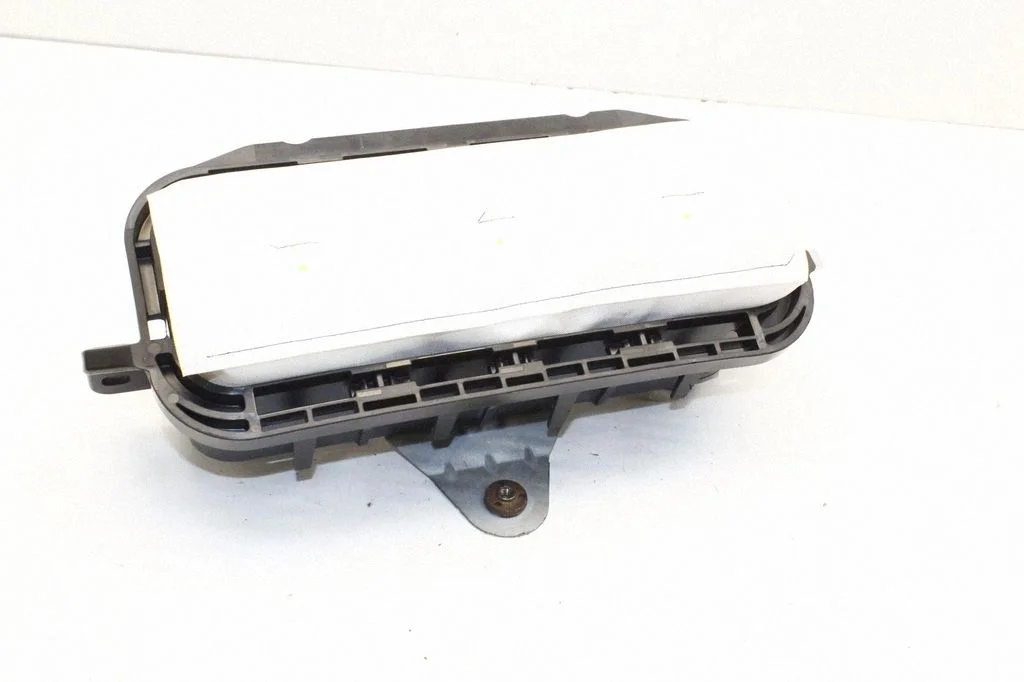 Passenger airbag – Opel Insignia A (2008-2017)