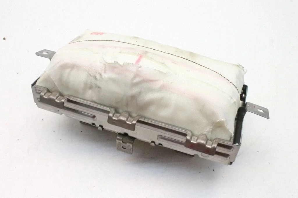 Passenger airbag – Toyota Prius (XW50) (2015-2023)