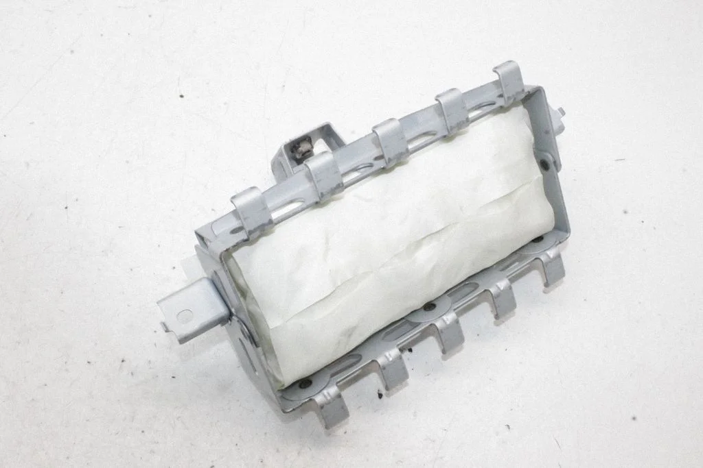 Passenger airbag – Nissan Leaf II (ZE1) (2017-2025)