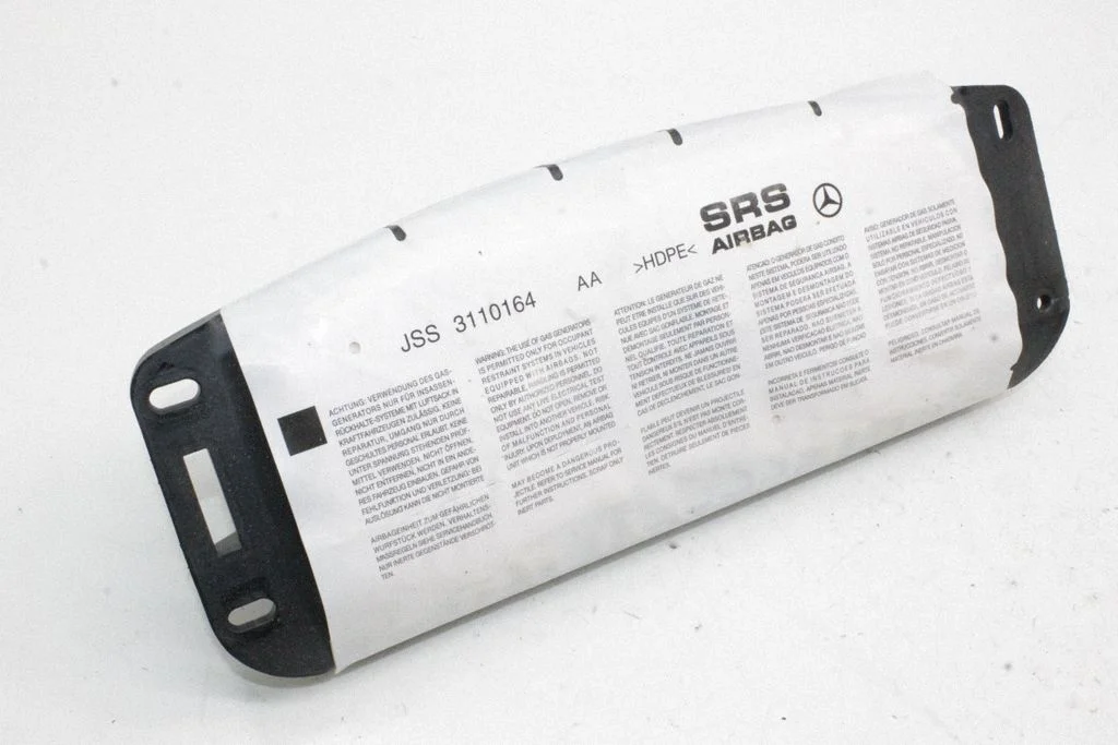 Passenger airbag – Mercedes-Benz E-Class C207 W207 (2009-2017)