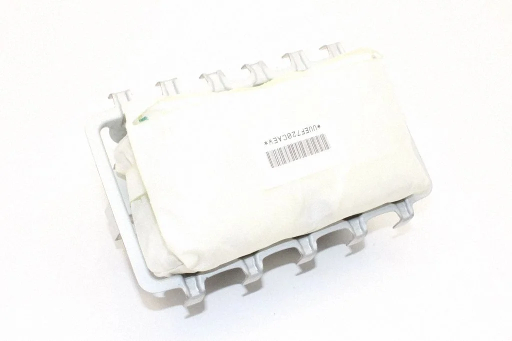 Pasažiera drošības spilvens – Mitsubishi Outlander (2013-2021)